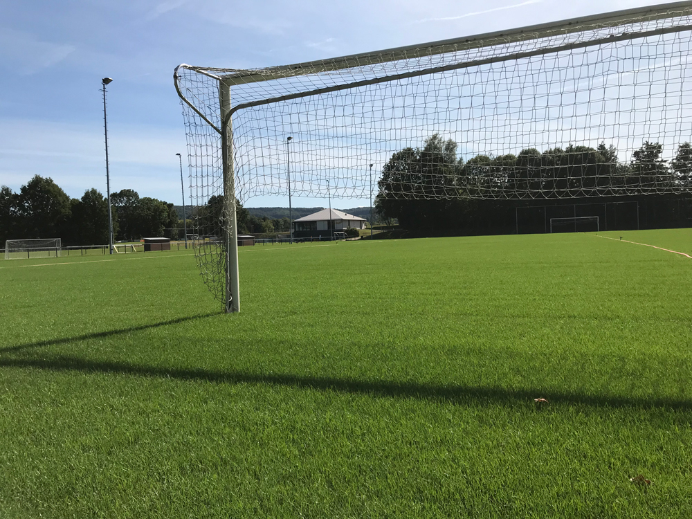 graszoden voetbalveld Vaals